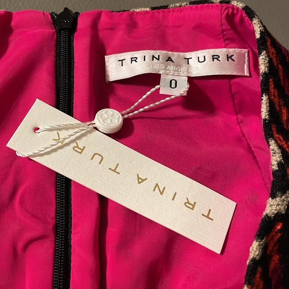 TRINA TURK WOMEN'S RICO MINI SKIRT TEXTURED MULTICOLOR STRIPE. - Picture 5 of 6